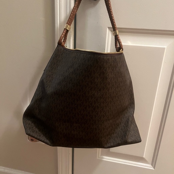!!NWOT!!! Michael Kors Signature Brown/Tan Handbag (w/o tag) - Picture 7 of 9